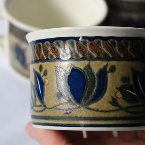 MIKASA Set of 4 Intaglio Arabella Coffee Tea Mugs Brown Blue Flower Ceramic - Picture 5 of 8